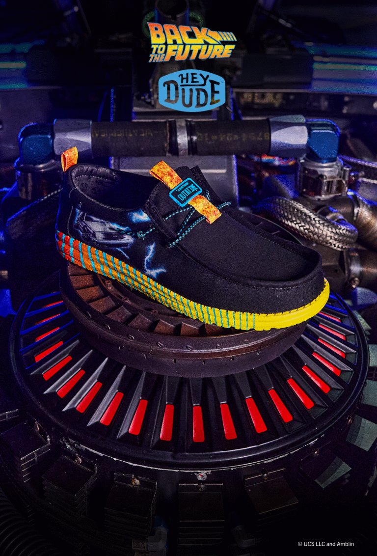 HEYDUDE viaja en el tiempo con “Back to the Future”