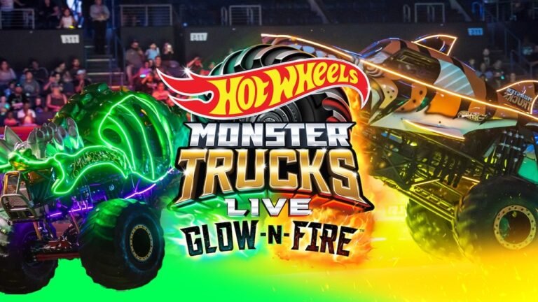 Hot Wheels Monster Trucks Live: Glow-N-Fire Arena CDMX.